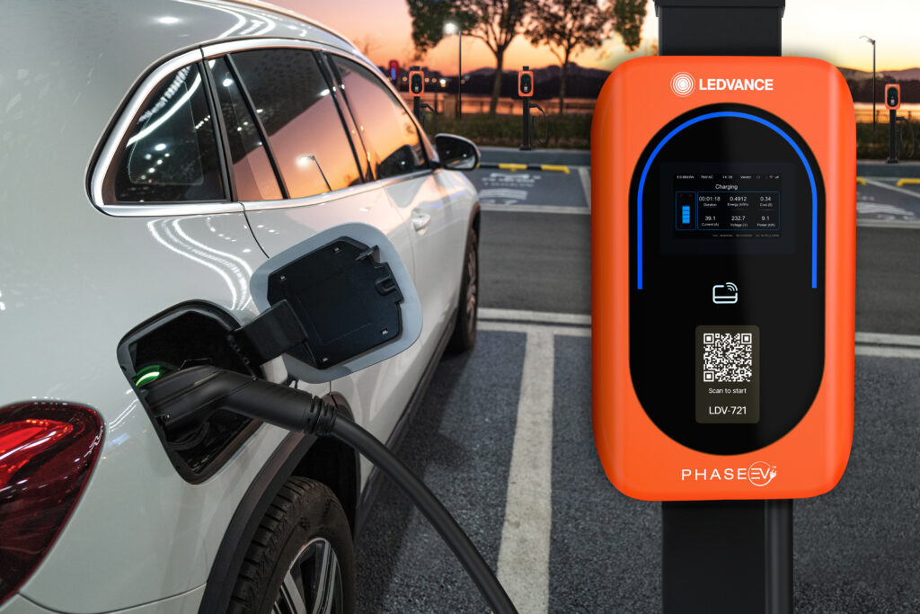 LEDVANCE PHASE EV powering station